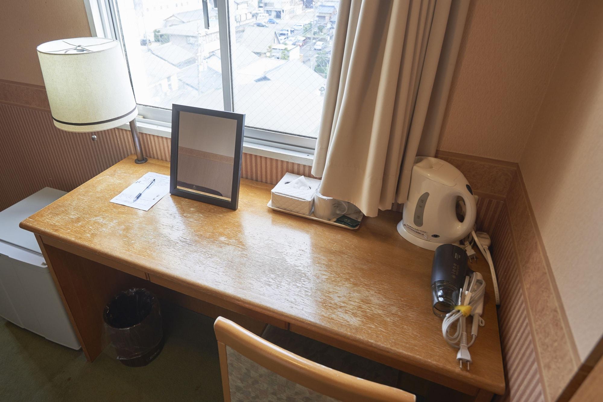 Select Inn Nagoya Iwakura Eki-Mae Екстер'єр фото